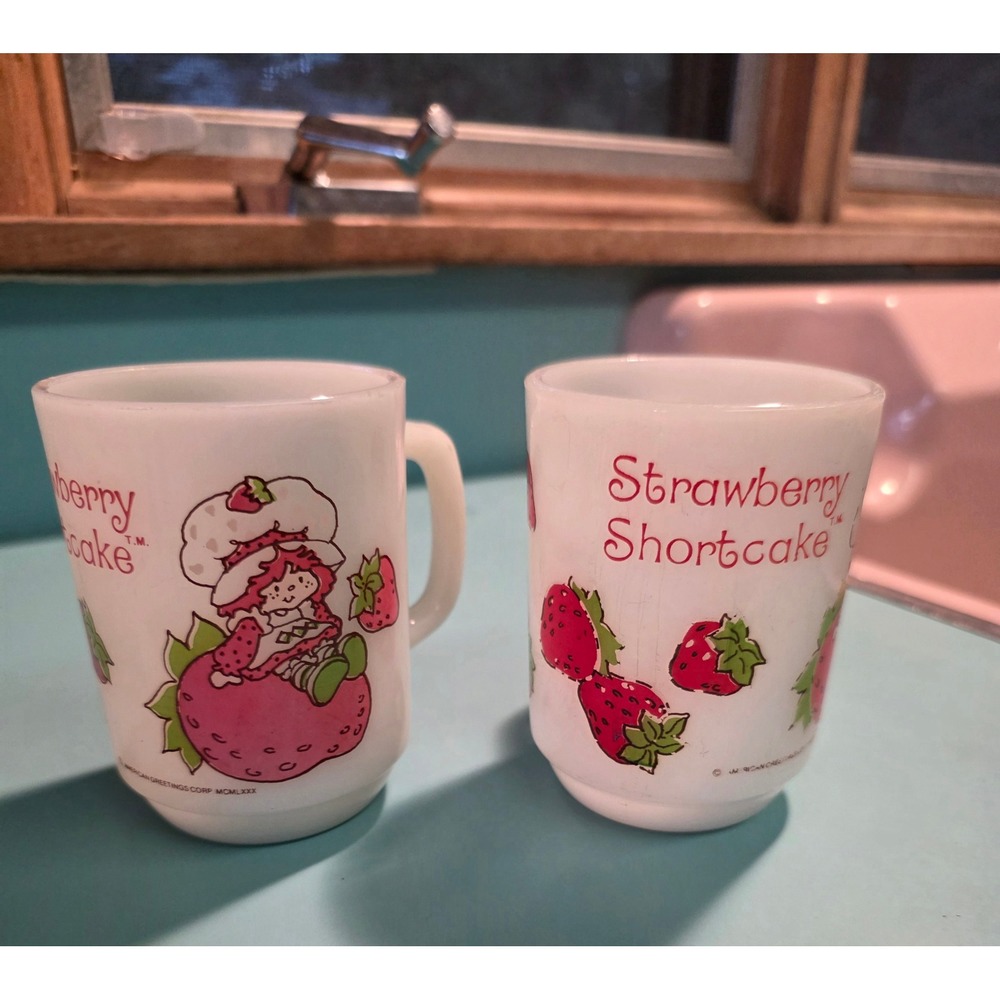Vintage 1980 Strawberry Shortcake Glasbake Milk Glass Mugs Set of 2 USA Made